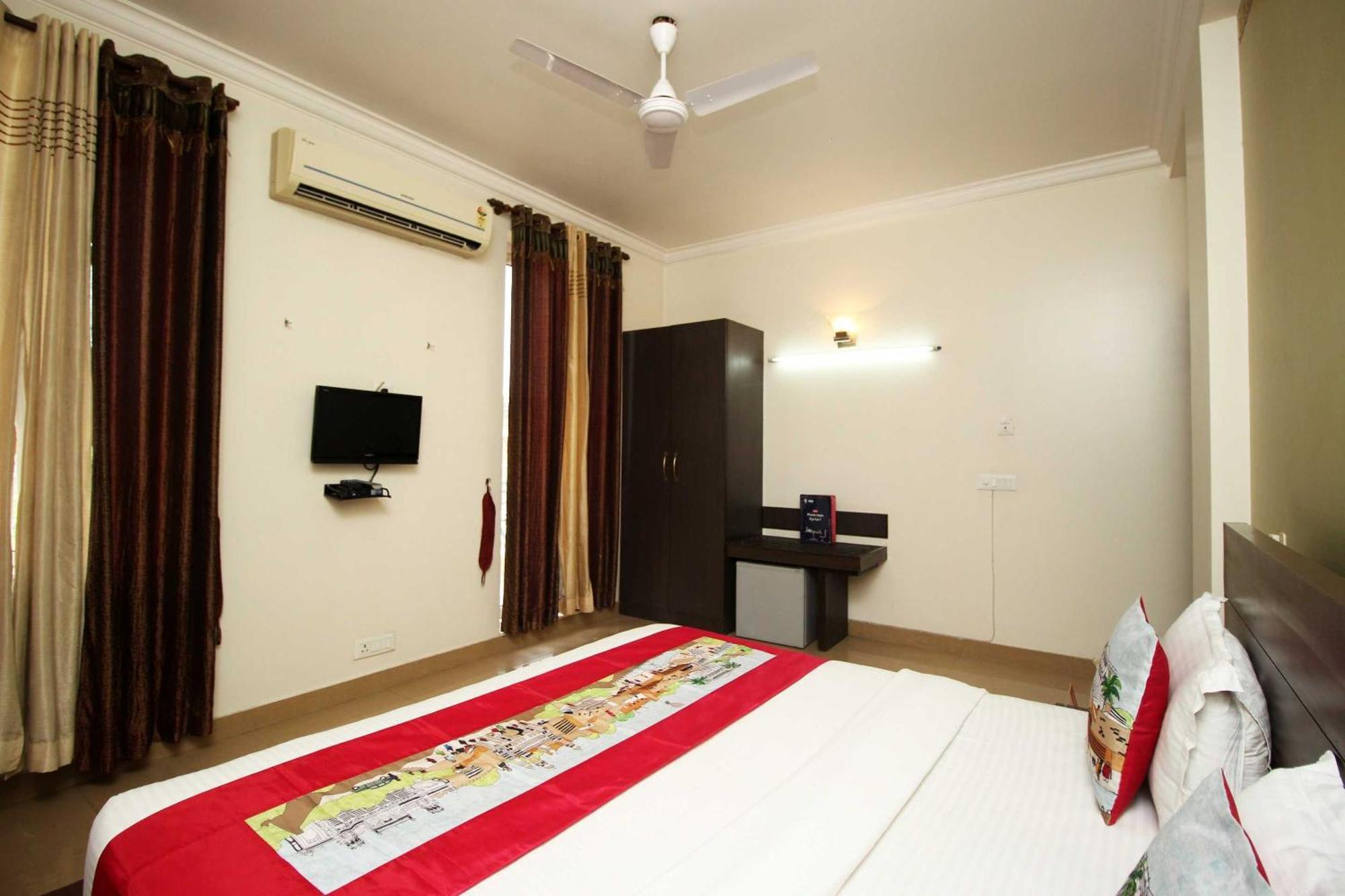 Super Collection O Sakshi Hotell Gurgaon Exteriör bild