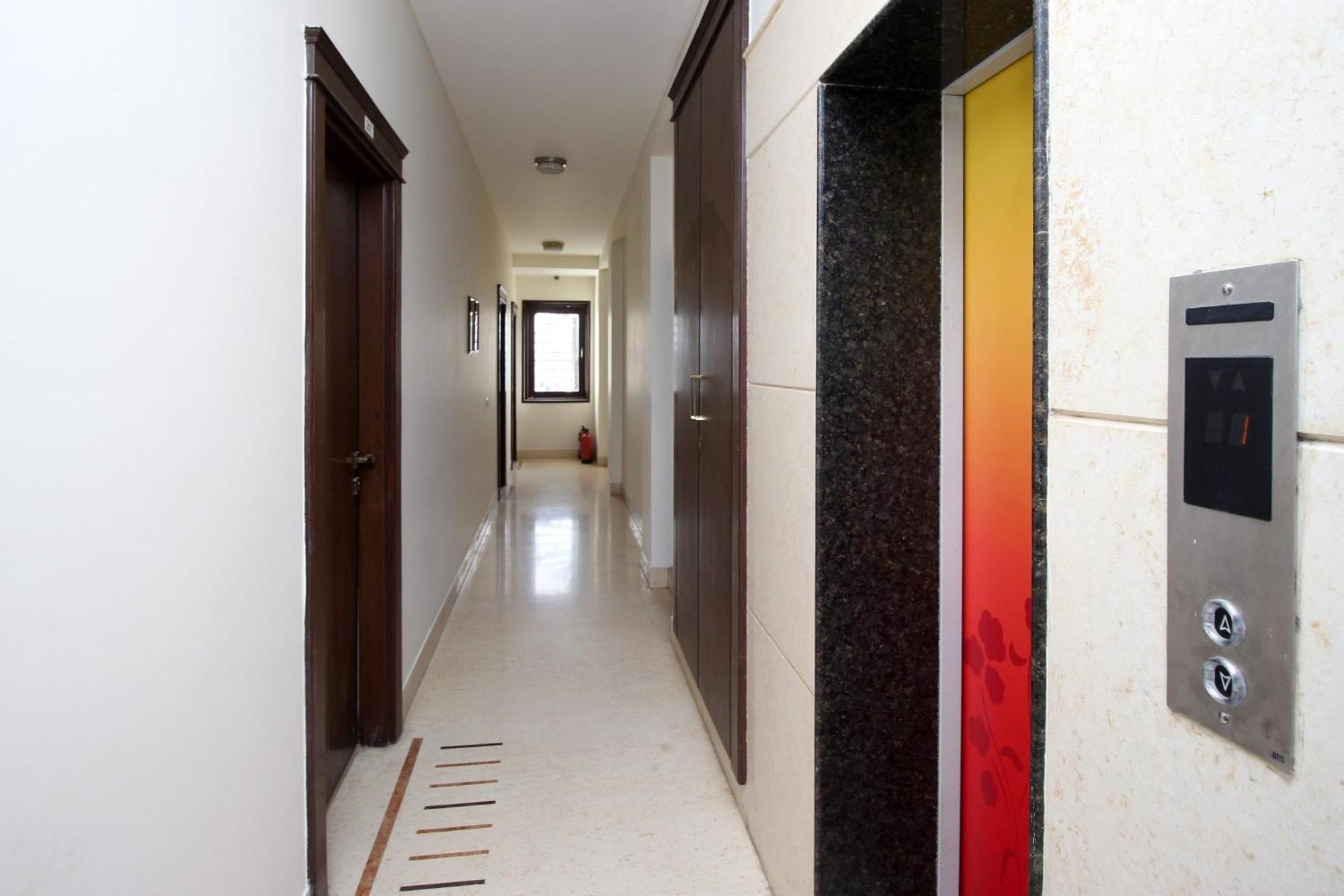 Super Collection O Sakshi Hotell Gurgaon Exteriör bild